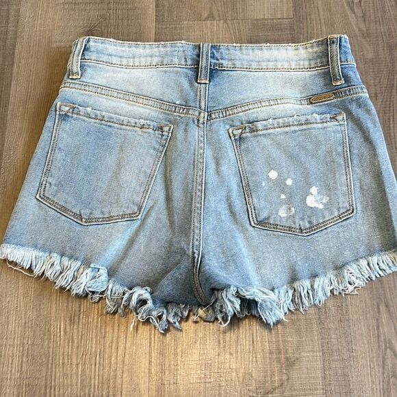 KanCan Cut Off Denim Jean Shorts, Light Wash, Destroyed, Women’s Size M - Picture 4 of 7